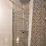 Casa 1a 4*
